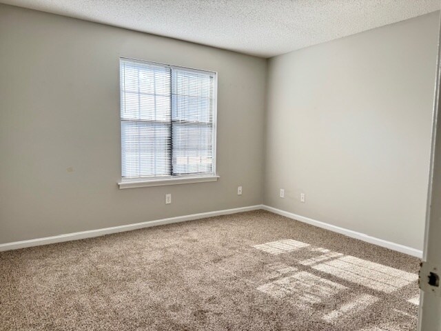 Building Photo - 1219 Brittany Dr