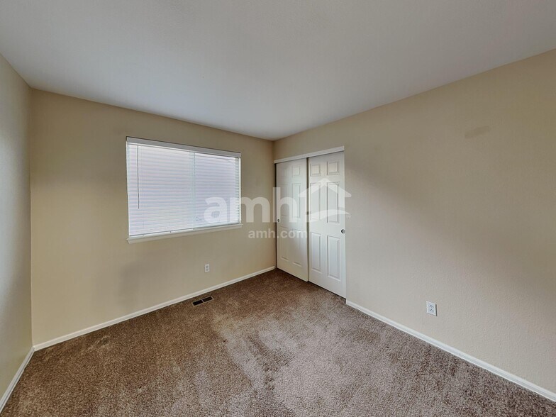 Building Photo - 6719 E 129th Pl