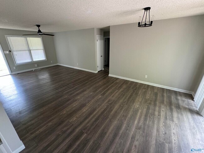 Building Photo - 2816 Coosa Cir NW