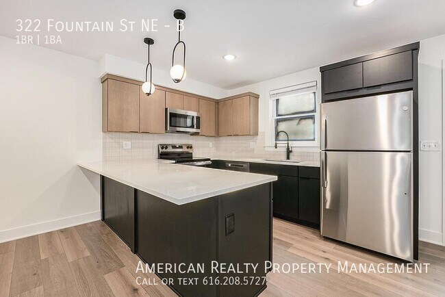 Building Photo - 322 Fountain St NE