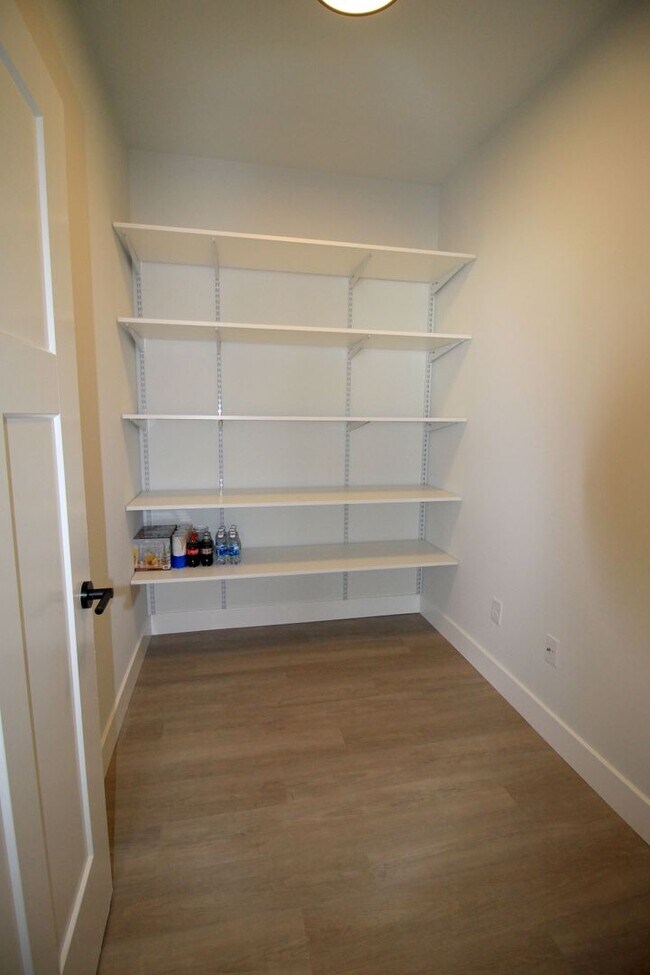 Building Photo - 2655 S Muirfield Pl