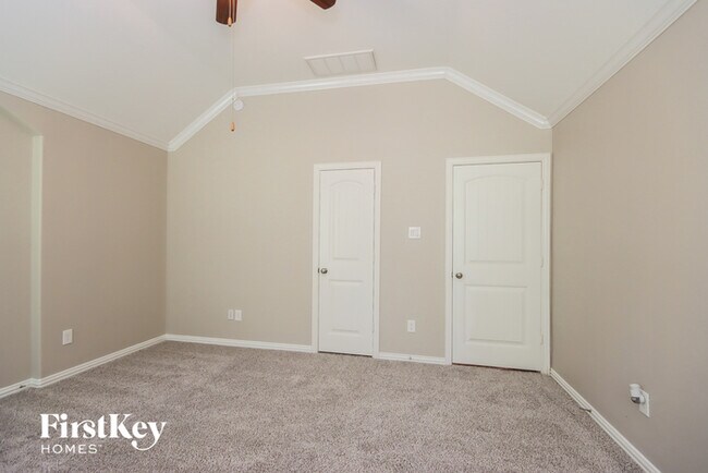 Building Photo - 3024 Golden Current Ln