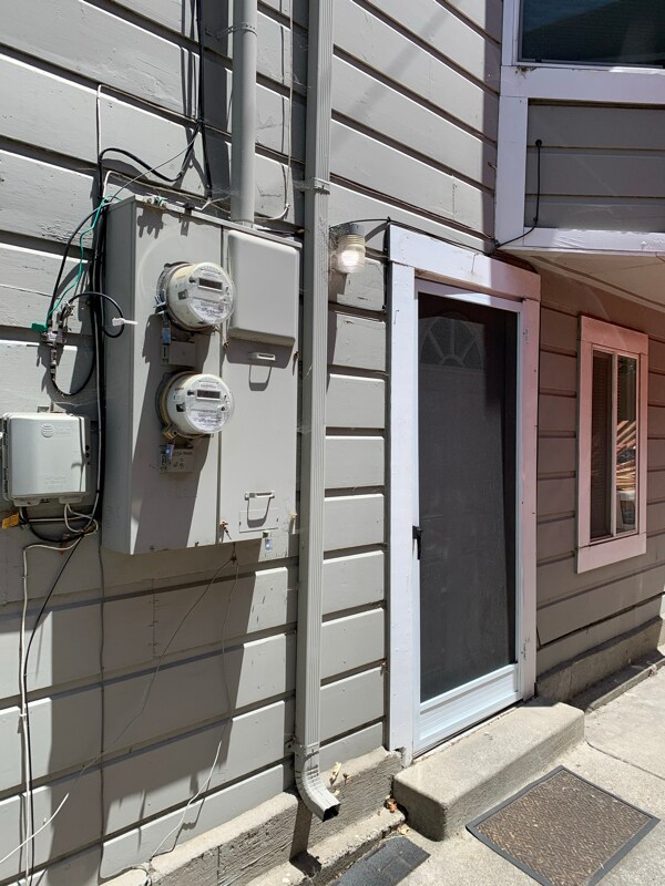 Building Photo - 3036 Union St