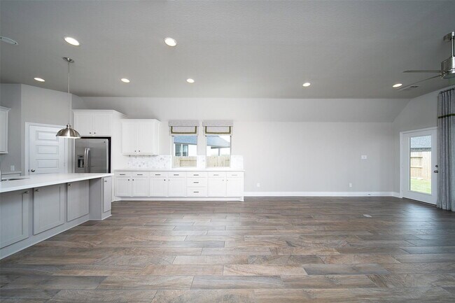 Building Photo - Azalea Crossing Court, Sienna, TX 77459 - 4 BR 3 BA single-family home