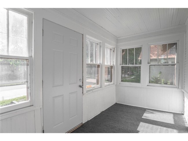 Building Photo - 4020 Emerson Ave N