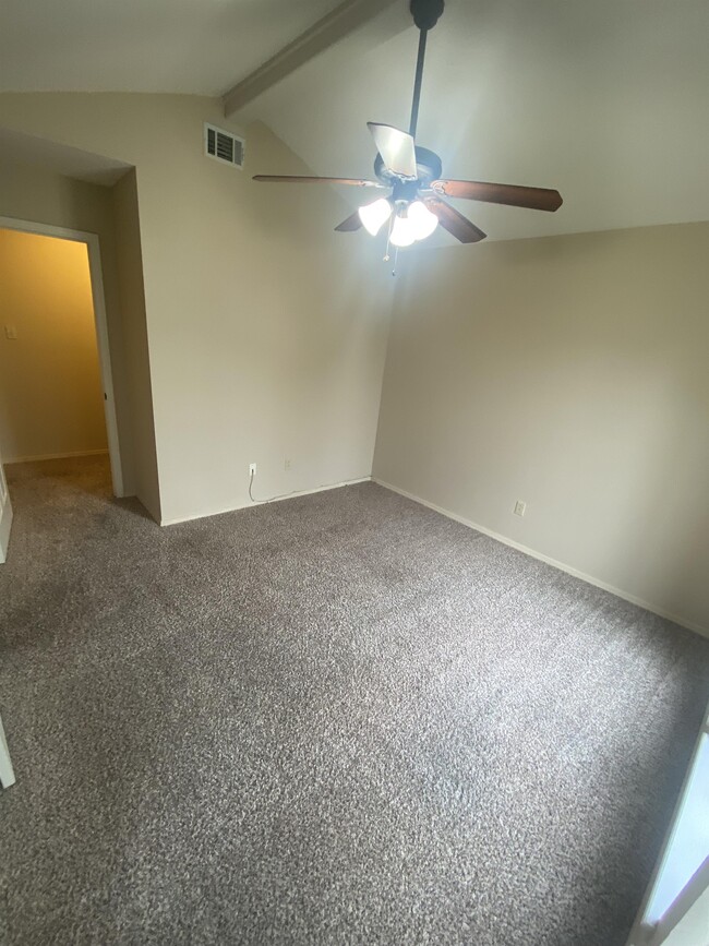 Building Photo - 8604 Timberlyn Way