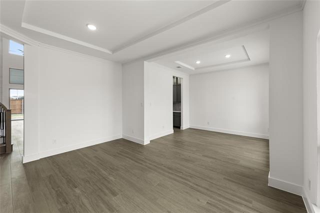 Building Photo - 1320 Villanova Ln