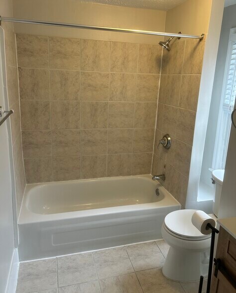 Building Photo - 1719 William Howard Taft Rd