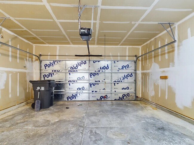 Building Photo - 5012 Jamie Sloop Ln