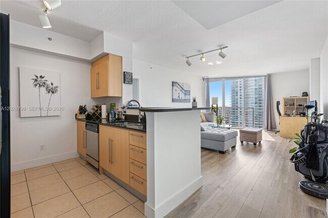 Building Photo - 325 S Biscayne Blvd
