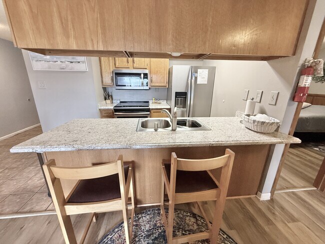 Building Photo - 5371 Central Ave