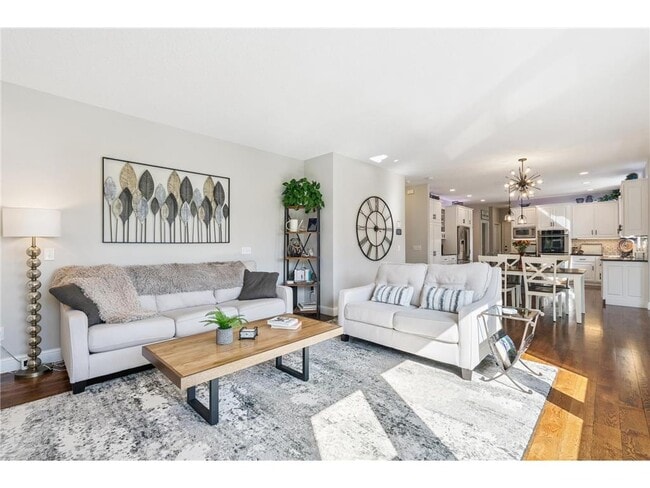 Building Photo - 9520 Scott St