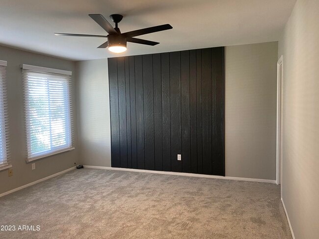 Building Photo - 6617 S Granada Dr