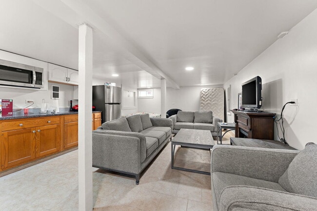 Building Photo - 8515 W 132nd Ave