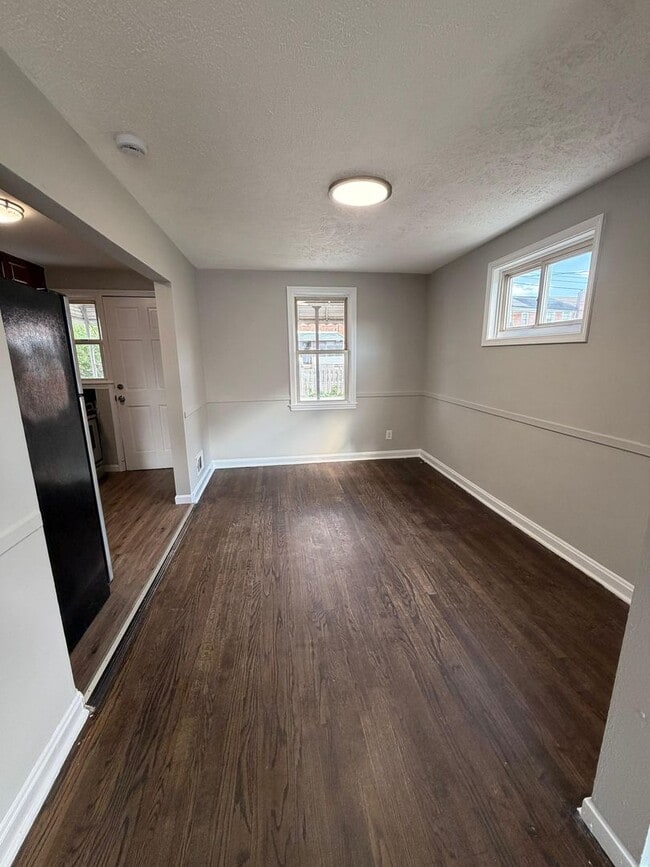 Building Photo - 7863 St Fabian Ln