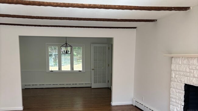 Building Photo - 120 Peters Ln