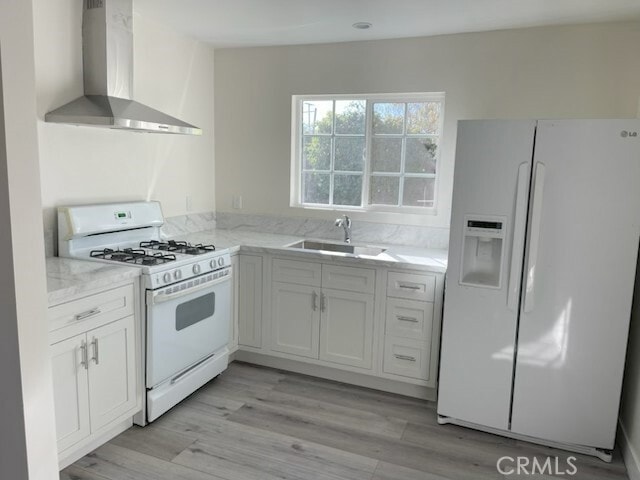 Building Photo - 7019 Geyser Ave