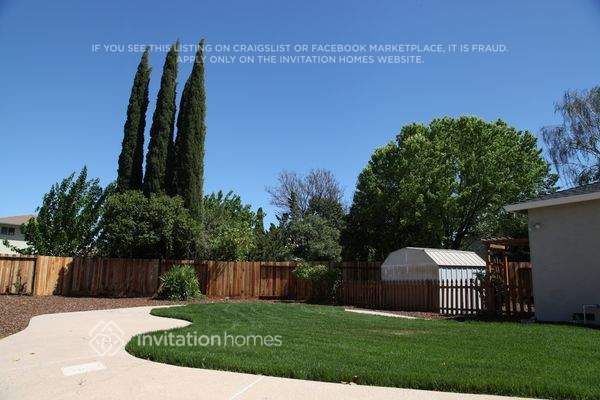 Building Photo - 2308 Wildwood Ct