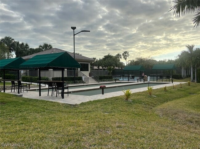 Building Photo - 18941 Bay Woods Lake Dr