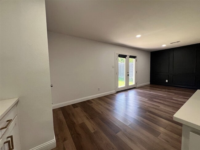 Building Photo - 1809 Pilot Way