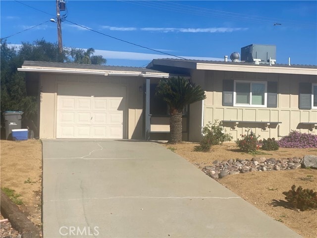 Building Photo - 26980 Augusta Dr