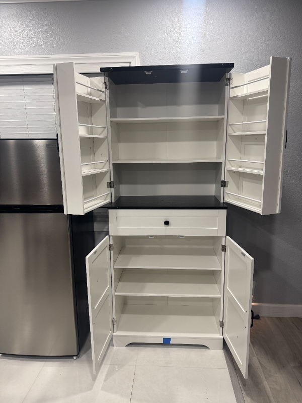 Building Photo - 5 W 4th St