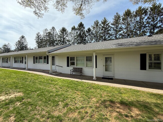 Building Photo - 55075 Main Rd