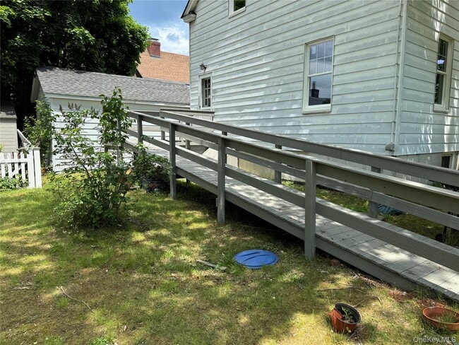 Building Photo - 28 Sound Beach Ave