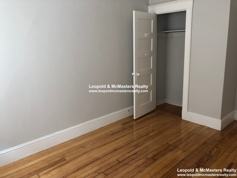 Building Photo - 226 South St