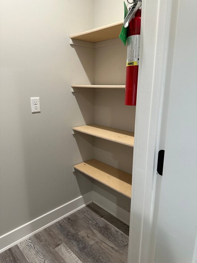 Building Photo - 12138 W 33rd St N