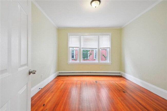 Building Photo - 31 Lenox Ave