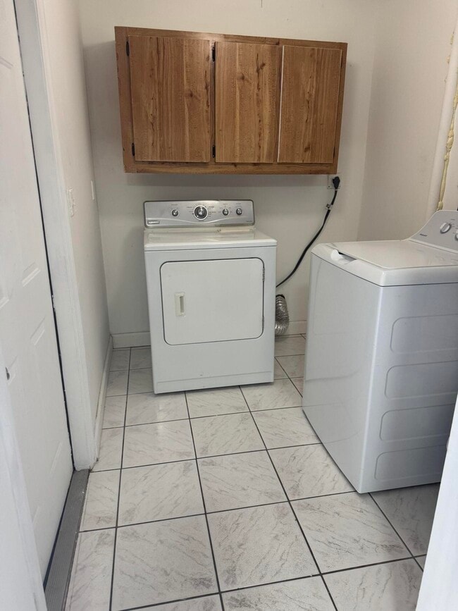 Building Photo - 4916 Pimlico Ct