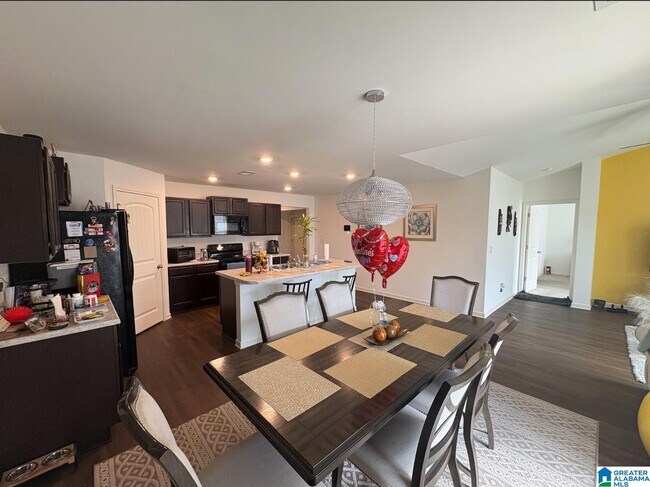 Building Photo - 788 Michelle Mnr