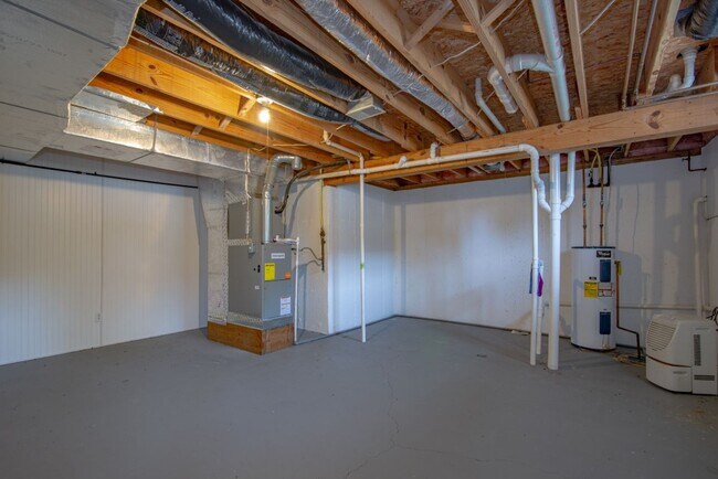 Building Photo - 426 Ridgecrest Rd
