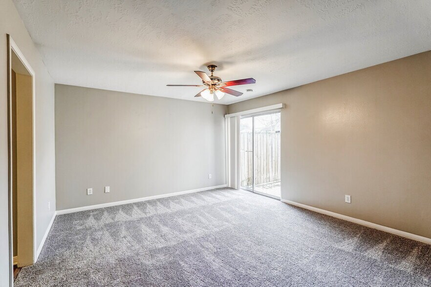 Building Photo - 8506 Deer Meadow Dr