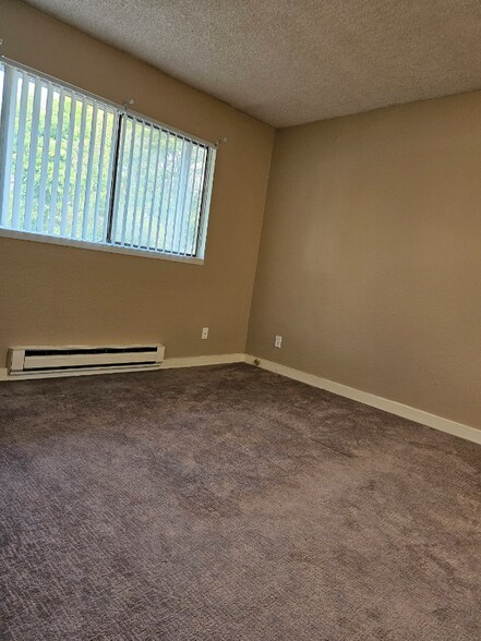 Building Photo - 3001 SW Avalon Way
