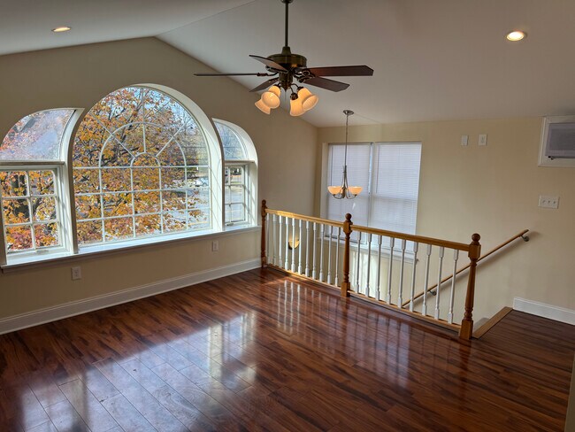 Building Photo - 1665 Central Ave