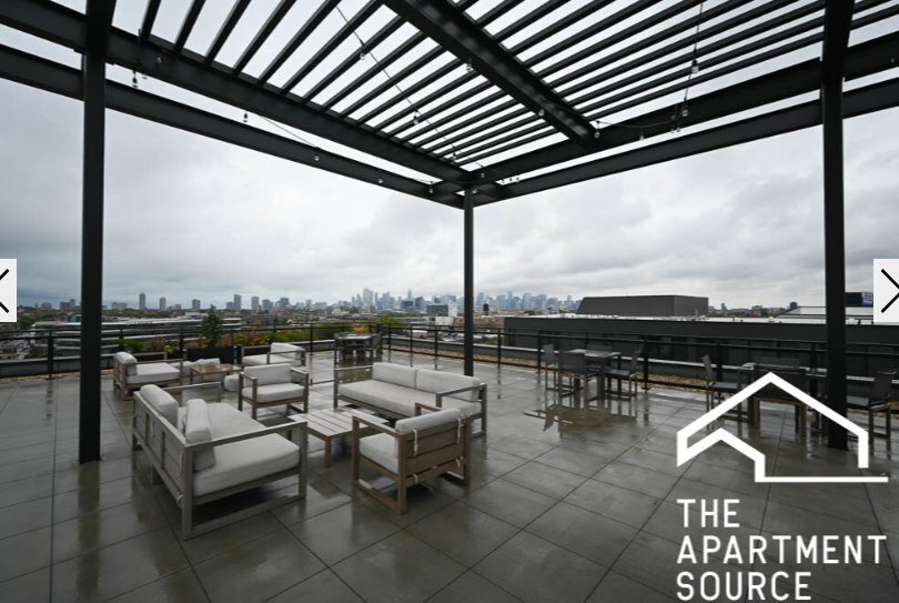 Building Photo - 1701 W Webster Ave