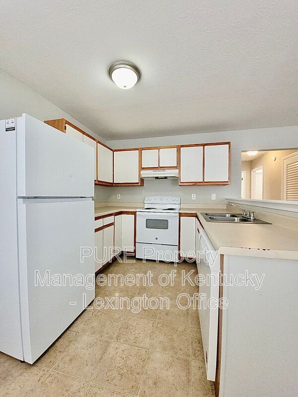 Building Photo - 271 Grinder Ct