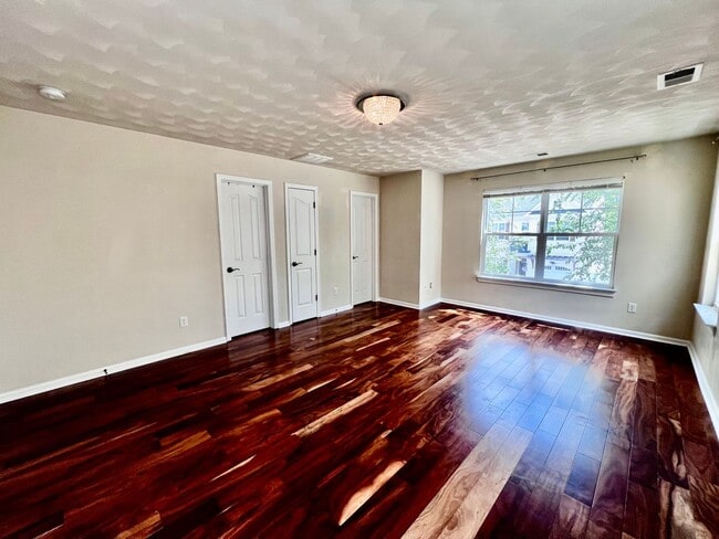 Building Photo - 3 bedroom home in sought after Whitaker Place, Virginia Beach