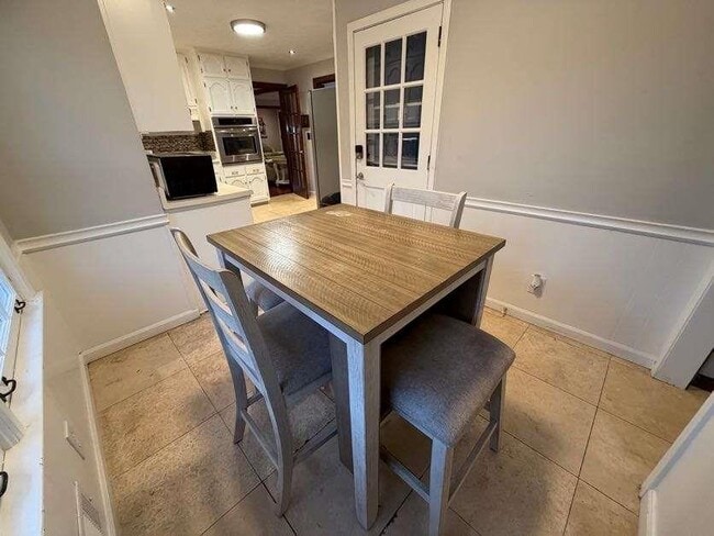 Building Photo - 1732 Eldonlas Ct