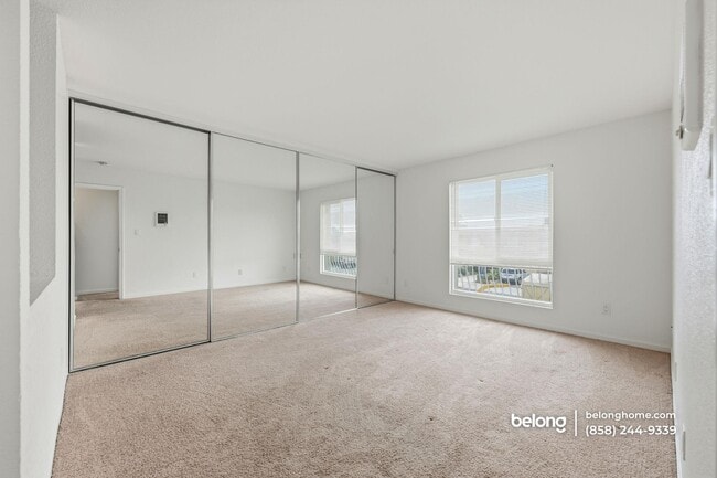 Building Photo - 6666 Beadnell Way