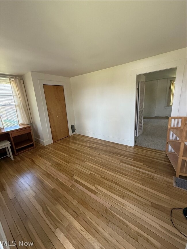 Building Photo - 809 Shinnick St