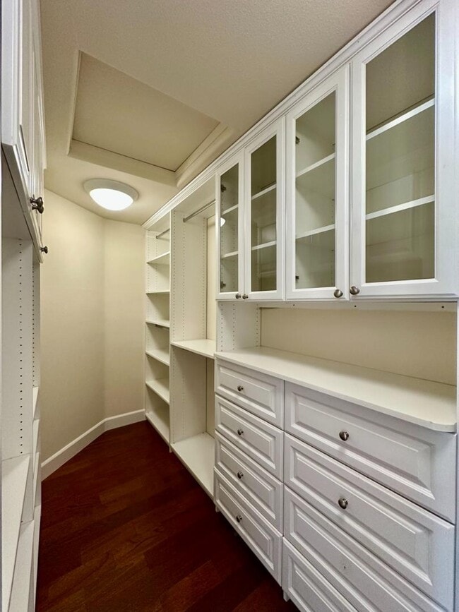 Building Photo - 3980 Avignon Ln