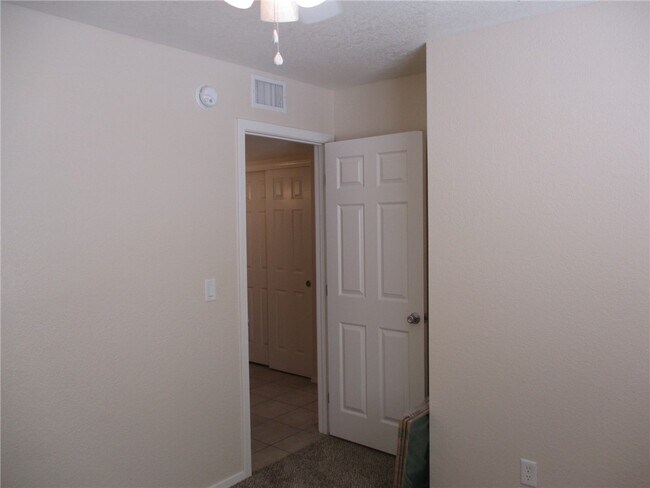 Building Photo - 2801 Paloma Senda