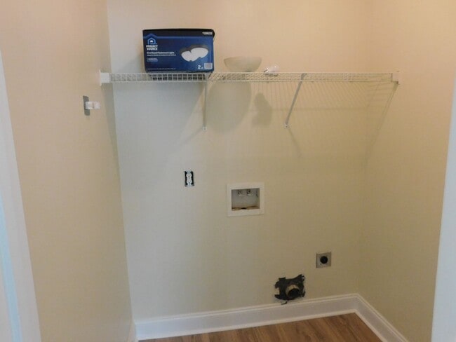 Building Photo - 308 Daniels St