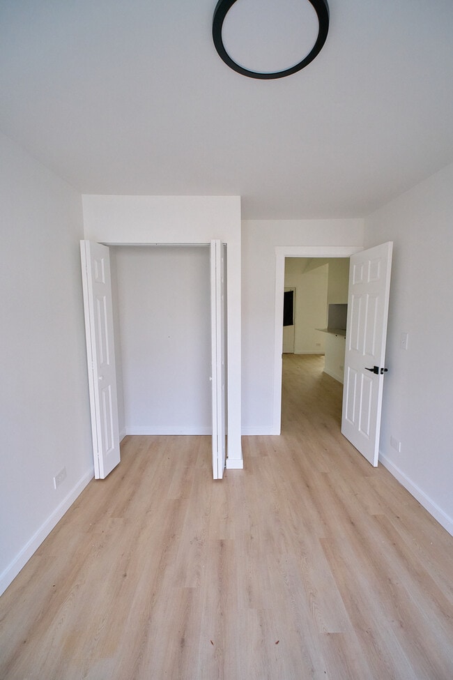 Building Photo - 754 Lippert Ln