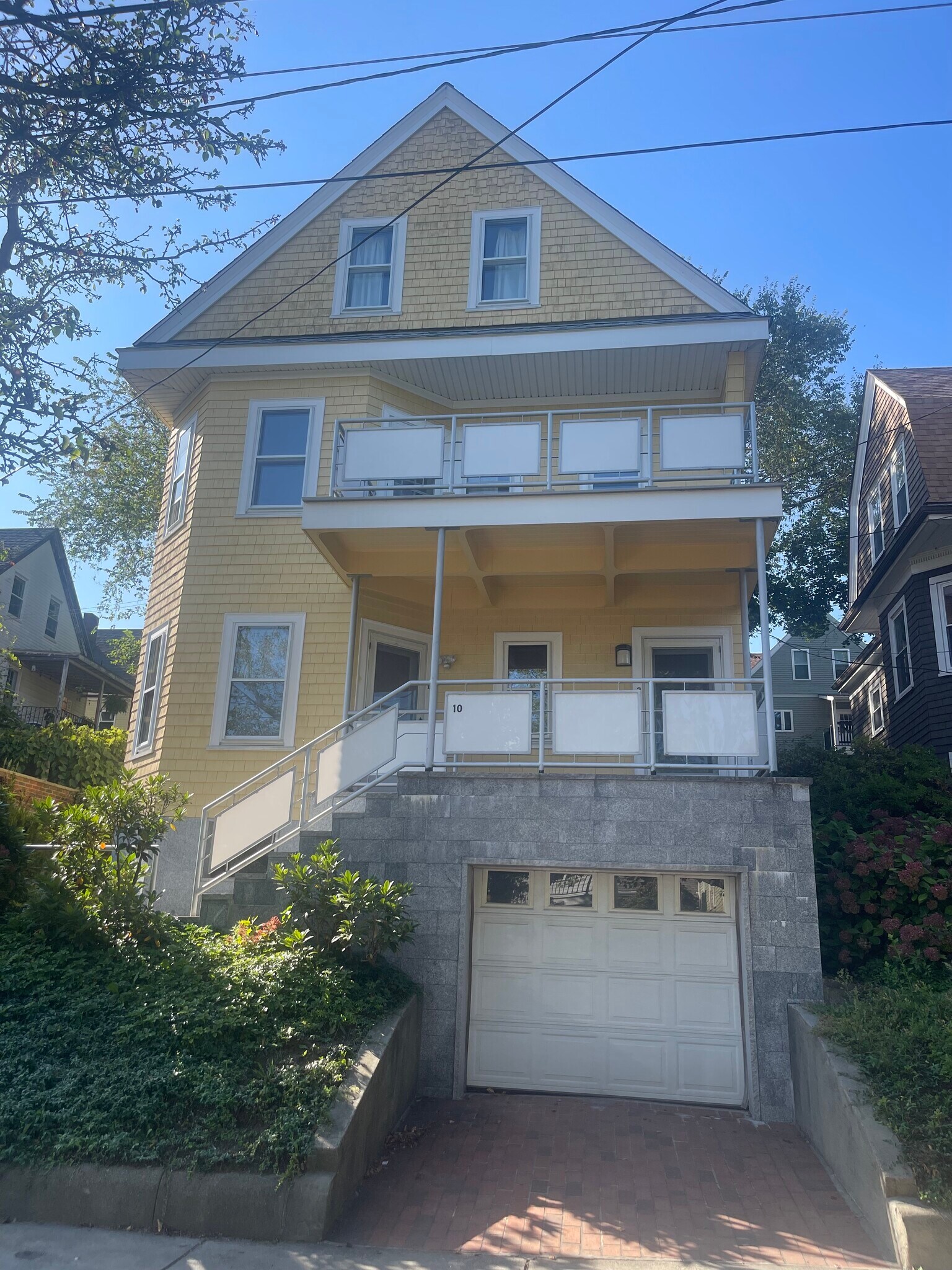 Building Photo - 10 Packard Ave