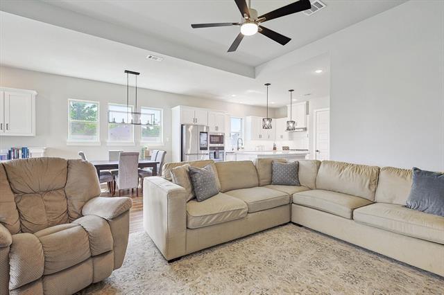 Building Photo - 1704 Terrace Way