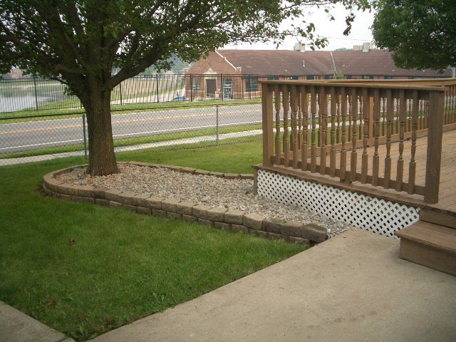 Building Photo - 247 Crestview Ln